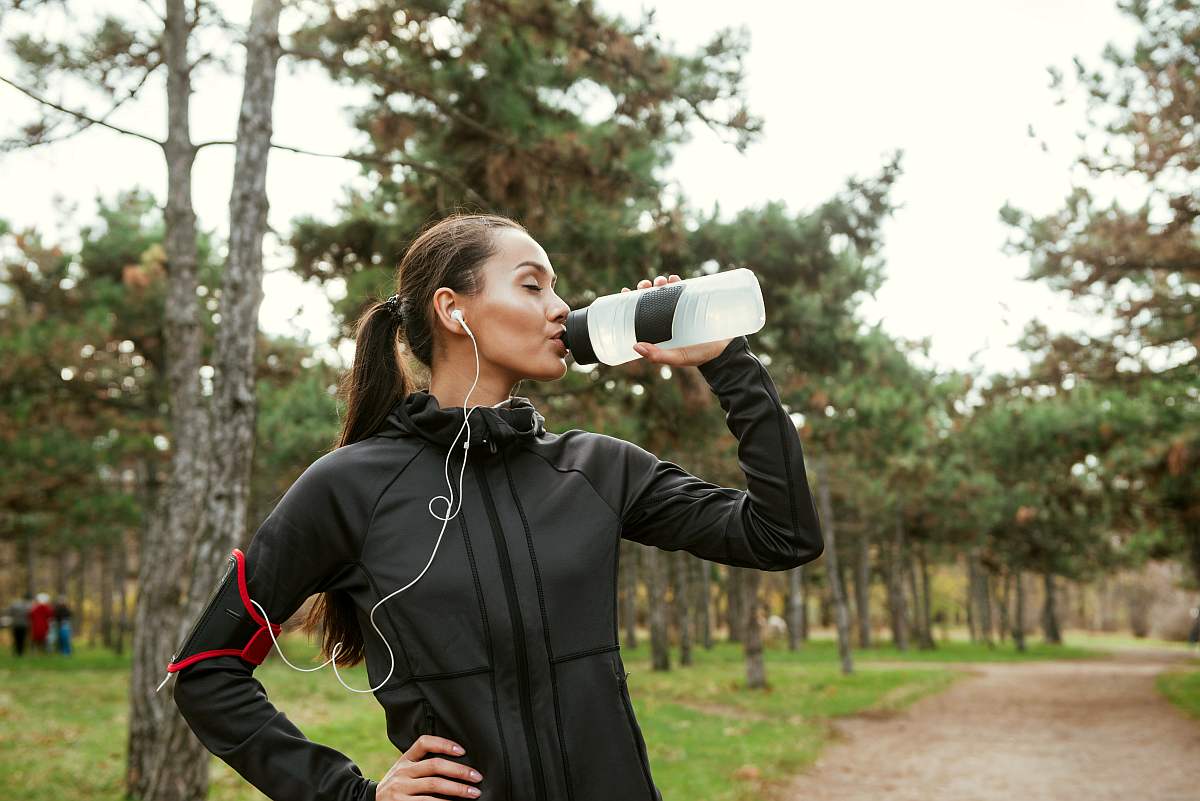 Young woman drinking water after running | Reasons To Love Tyent Water Ionizers, Part 10: Tyent Alkaline Water Top Health Benefits At A Glance