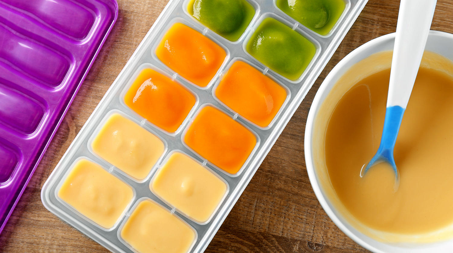 https://www.tyentusa.com/blog/wp-content/uploads/2018/12/Container-bowl-baby-food-on-table-ice-cube-tray-ss-FEATURE.jpg